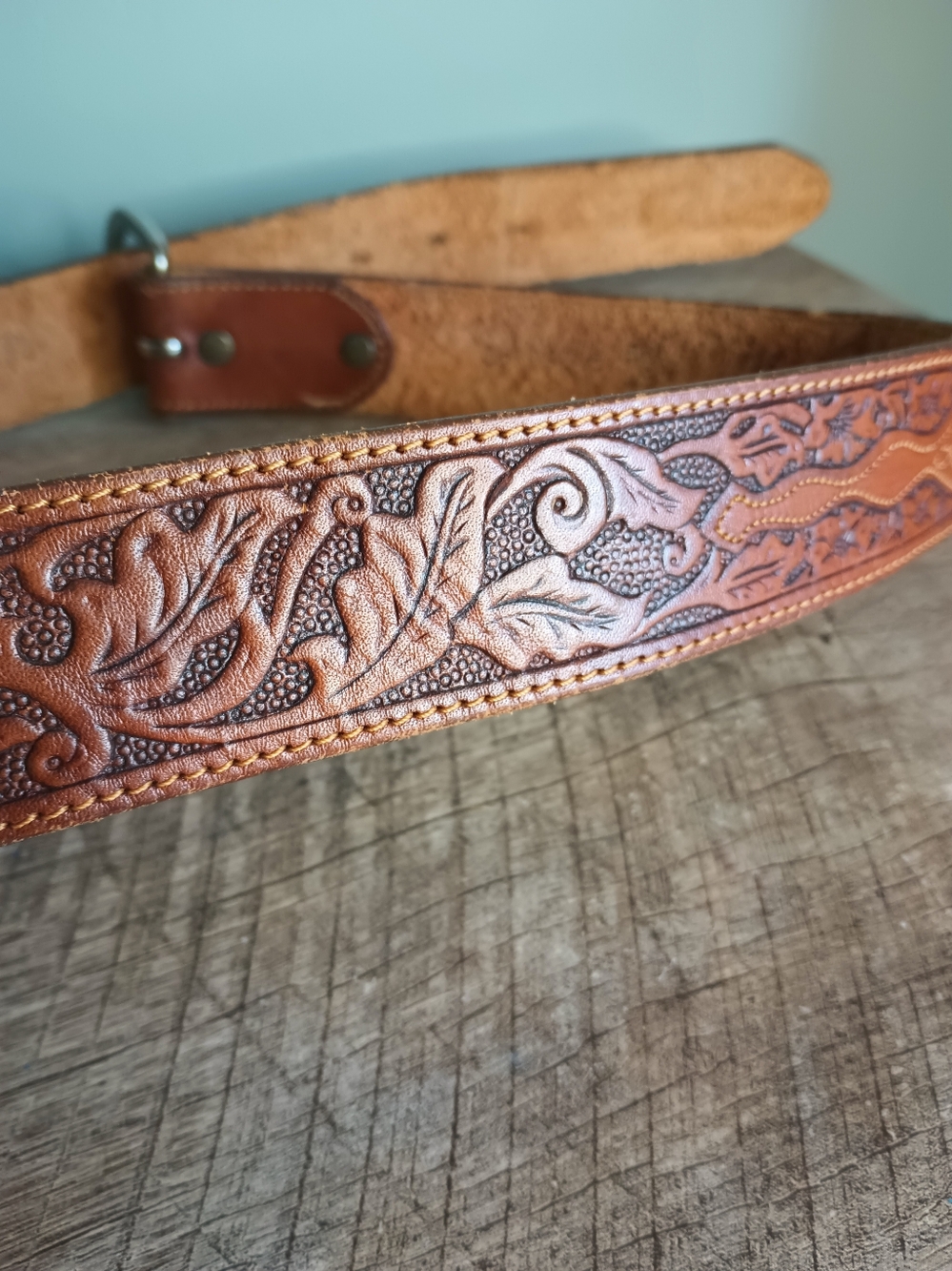 Vintage Hand Tooled Leather Belt OS Embossed Floral Western Cottage Equestrian - Picture 2 of 9